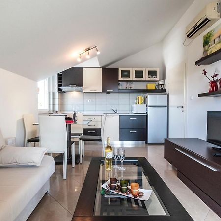 Apartment Tin Kaštela Εξωτερικό φωτογραφία